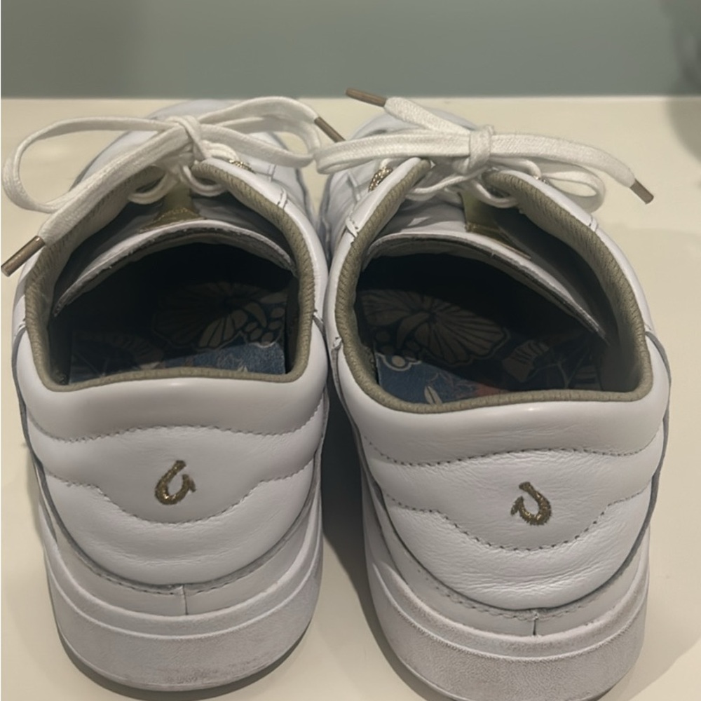 OluKai Ha’upu Sneakers White & Gold 9.5 - Picture 5 of 8